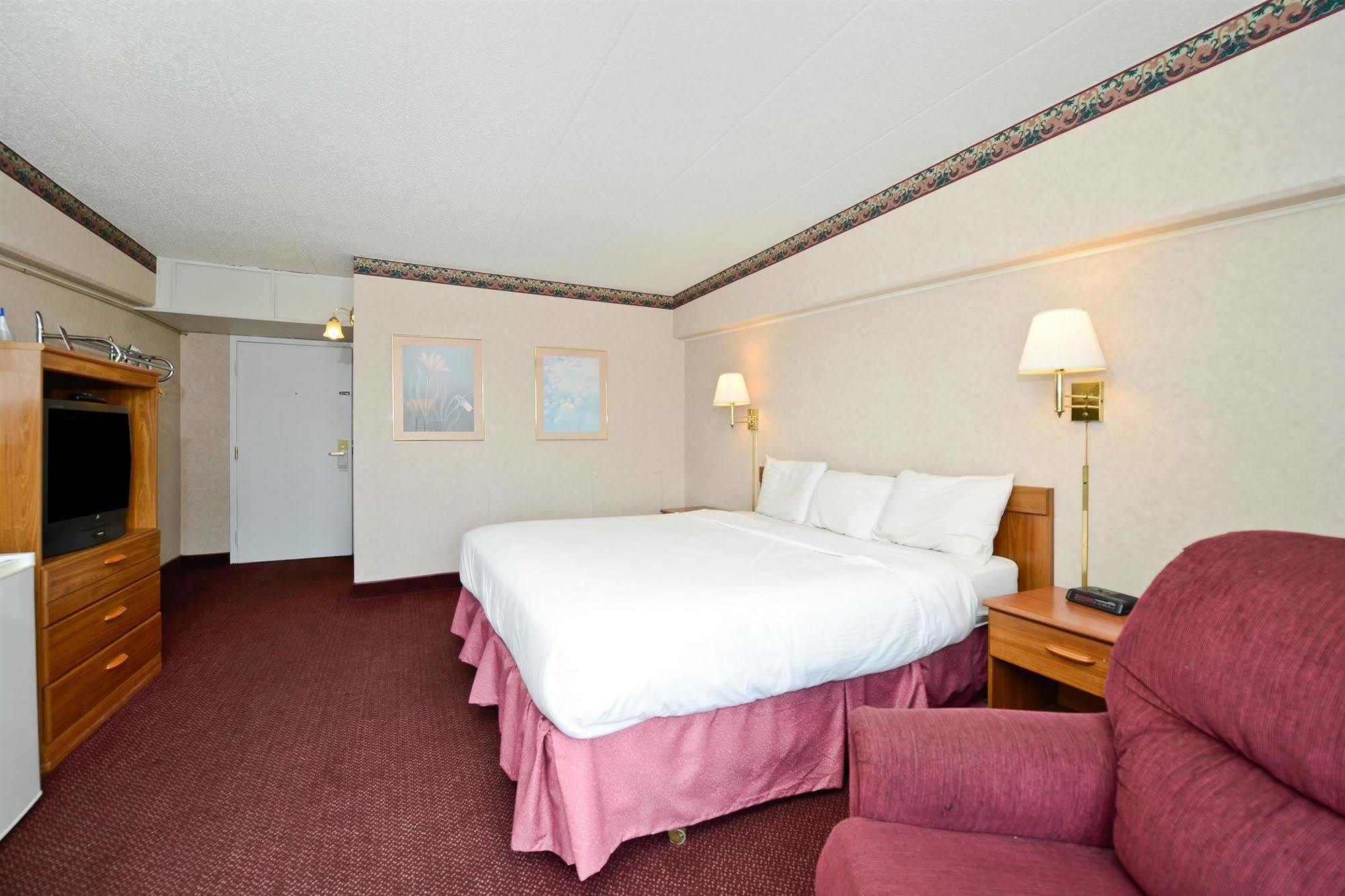 Howard Johnson By Wyndham Saint Joseph Benton Harbor Camera foto