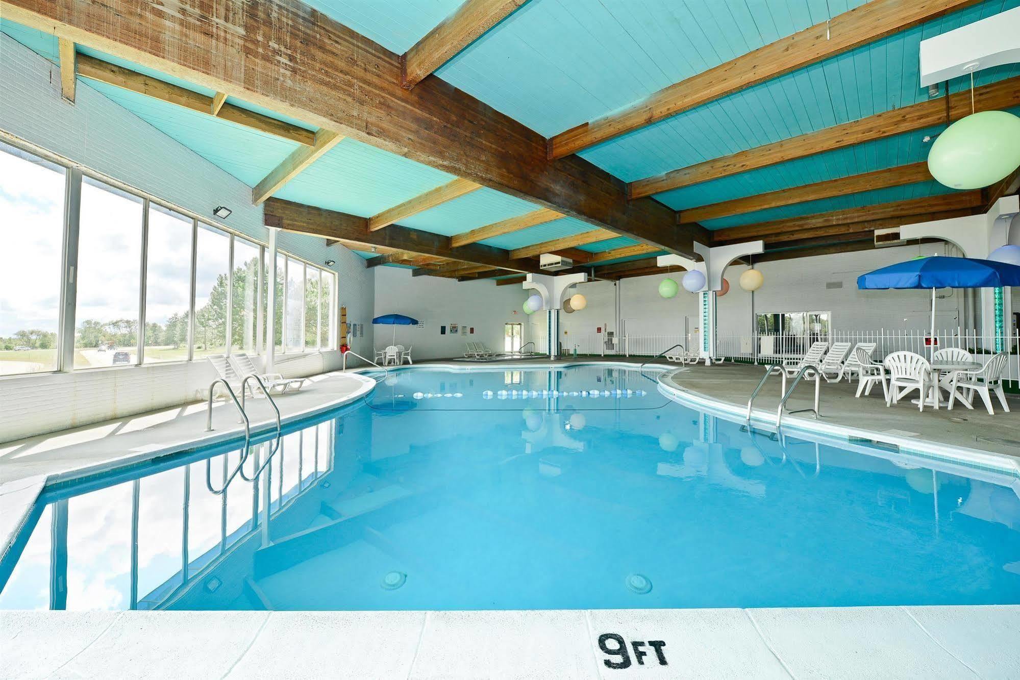Howard Johnson By Wyndham Saint Joseph Benton Harbor Servizi foto
